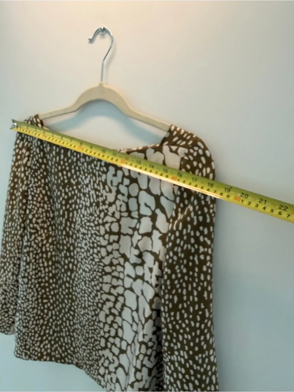J. Crew Women’s Reptile Print Dress 100% Silk Twill Blouse- retro